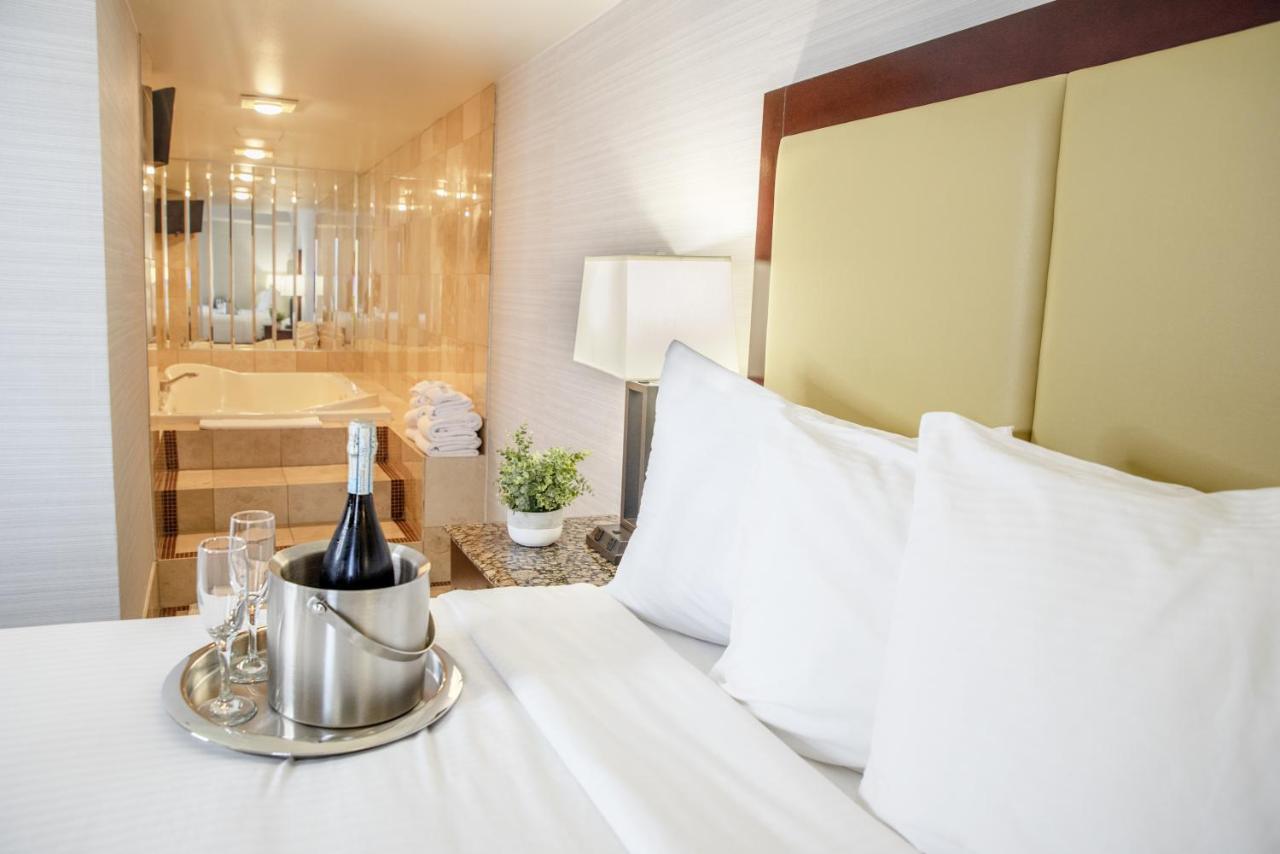 The Madison Concourse Hotel Eksteriør bilde
