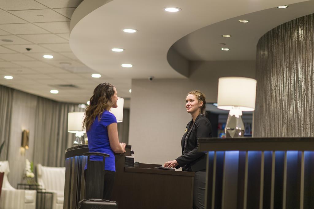 The Madison Concourse Hotel Eksteriør bilde