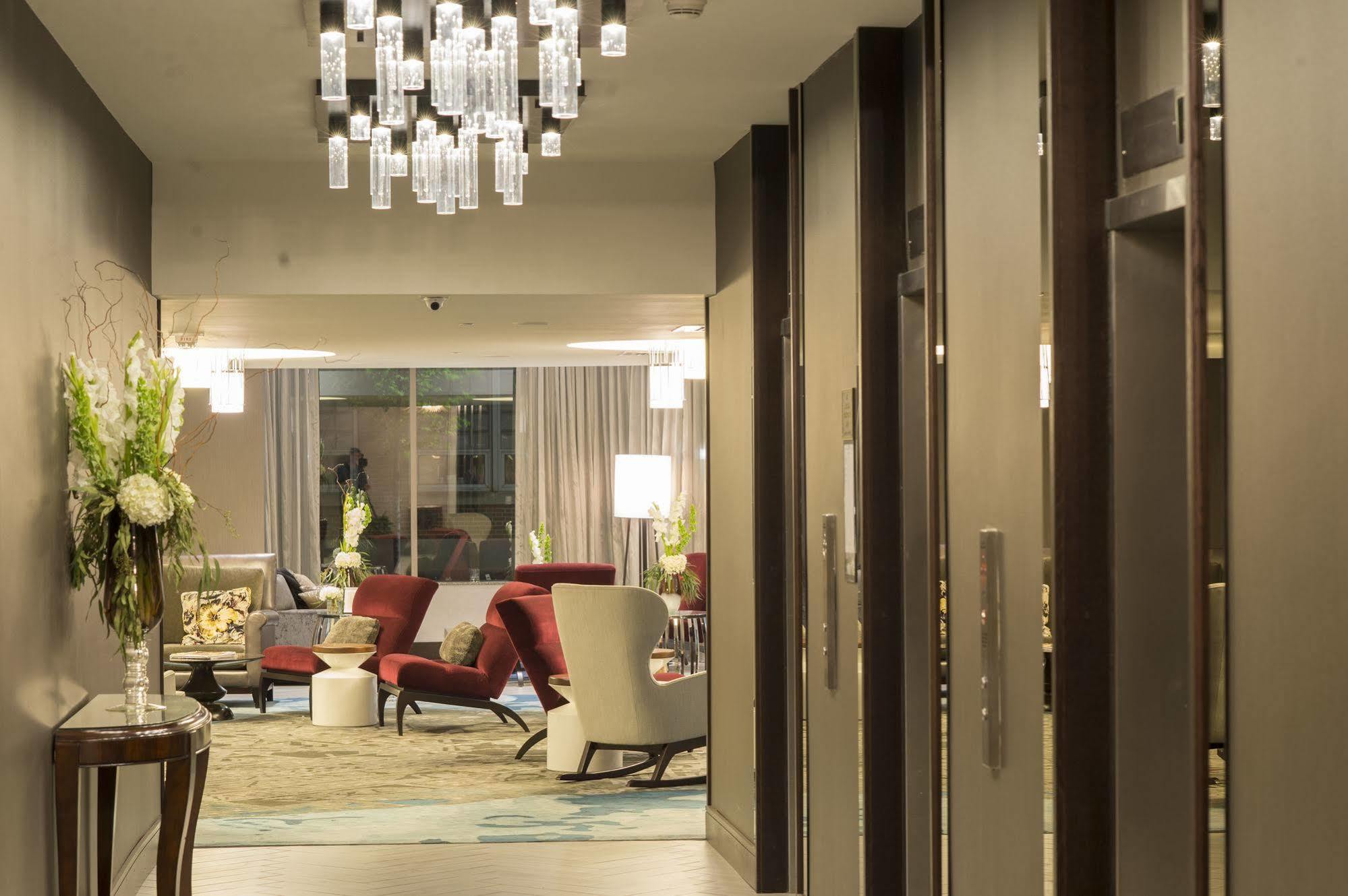 The Madison Concourse Hotel Eksteriør bilde